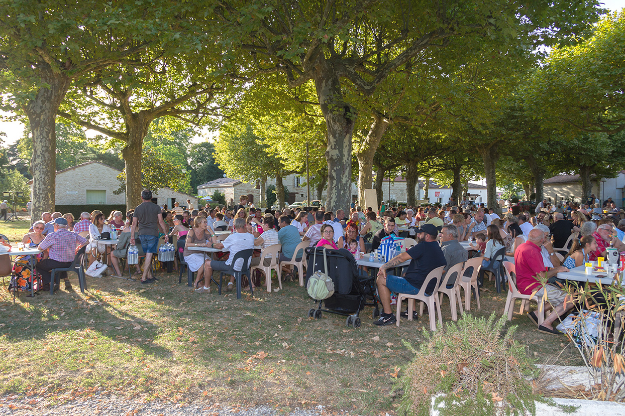 Fête du village Mairie Roquefort